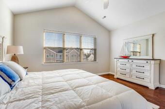 Grande At Canal Pointe Condos --- 20013 Newry #17