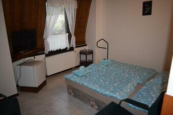 Hostal Penzion Rony