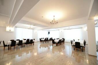 Hostal Pensiunea Arinas