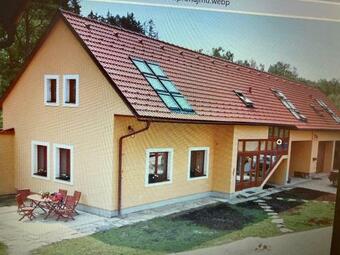 Apartmany Ml�n Strmilov