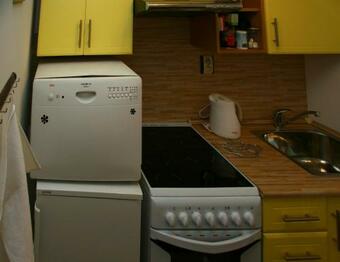 Tane?ek - Mal� Apartm�n U Rodinn�ho Domu