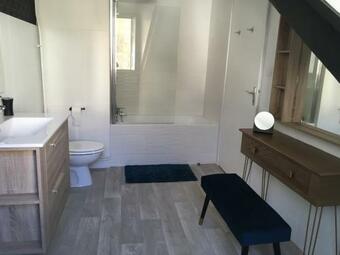 Apartamento Appartement Spacieux Dans Immeuble Atypique Class� 4 �toiles � C�t� Des Thermes De Capvern-les-bains