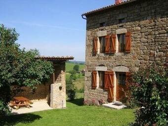 G�te Ceilloux, 3 Pi�ces, 4 Personnes - Fr-1-630-182