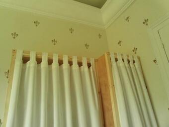 Hostal Our House La Boulaye - Lilies