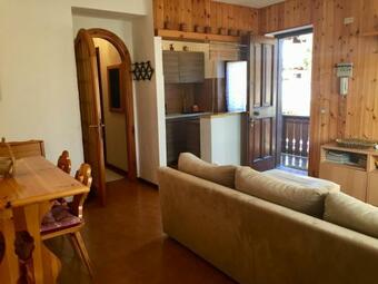 Apartamento Holiday House Gastagh