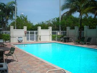 Hotel Comfort Suites - Weston