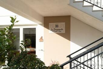 Bed & Breakfast La Bouganville Di Sante E Rosa
