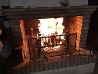 Hostal La Furbera B&B