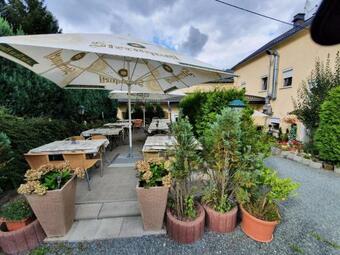 Hostal Pension Goldener Drache