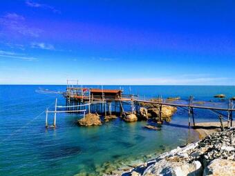 Lake Retreat - A Beautiful Apartment With Lake And Mountain Views