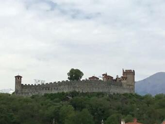 Hostal Camera Con Vista Castello