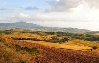 Beautiful Apartment In Piancastagnaio With 3 Bedrooms