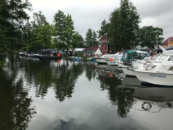 Bed & Breakfast Schiffsherberge M�llrose