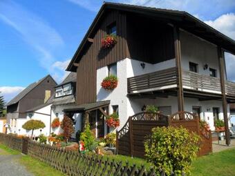 Apartamento Ferienwohnung Schmidt