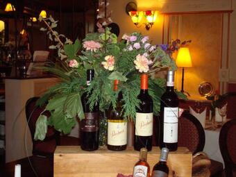 The Carre Arms Hotel & Restaurant