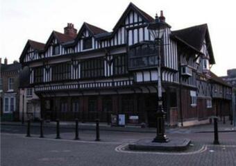 Apartamento Stayzo - Castle Point 10