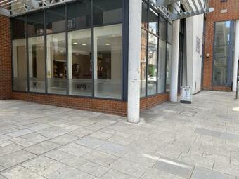 Stylish Two Bed City Apartment With Secure Parking