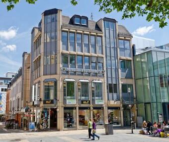 Apartamento Sonnig, Modern, Zentral Mit Parkhaus Nebenan Checkin123