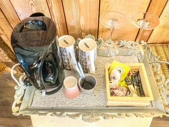 Bed & Breakfast Les Volets Rouges