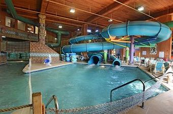 Hotel Polynesian Water Park Resort