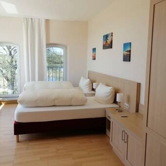 Bed & Breakfast Landhotel Kreien
