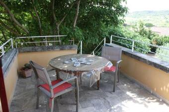 Bed & Breakfast � L'ombre Du M�rier