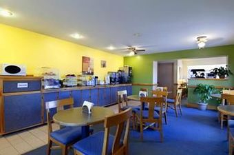 Hotel Americas Best Value Inn - Garden City