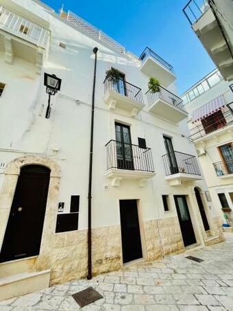 Hostal Dimora Bellini Apartment And Rooms