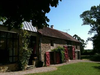 G�te Beaune-d'allier, 5 Pi�ces, 8 Personnes - Fr-1-489-228