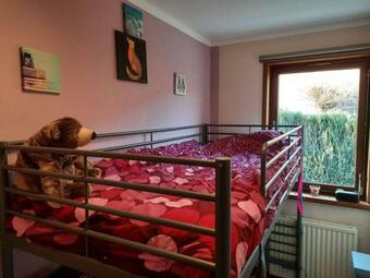 Maison Bucolique � Anh�e, Vue Meuse Et Falaises