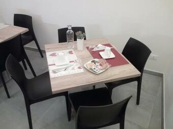 Hostal Affitta Camere Casa Vittoria