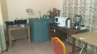 Hostal 2 Single And Kitchen Room Fully Furnished Complete And Single Room Fully Furnished Complete Studio