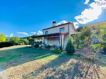 Villa Cima - Entire Stonehouse With Pool