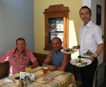 Hostal Leonfeldner Hof