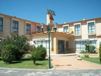 Hotel Alonso De Monroy