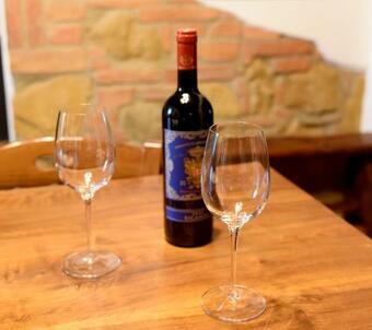 Villa Ginevra-villa Indipendente-crete Senesi-tuscany