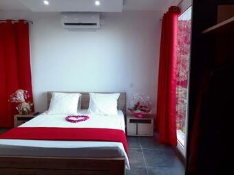 Hotel 2 0 H�tel Petite Terre