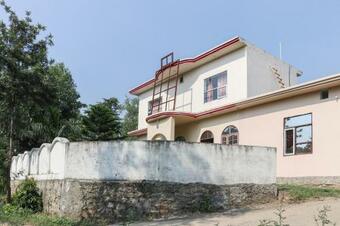 Spot On 61705 Hotel Rose Star