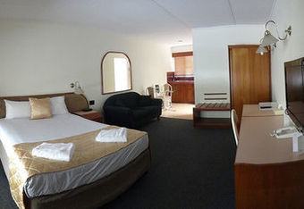 Bundaberg Coral Villa Motor Inn