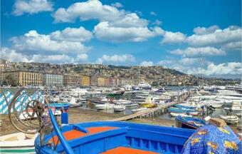 Beautiful Apartment In Volla With Wifi And 3 Bedrooms