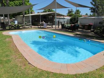 Motel Inala Lodge