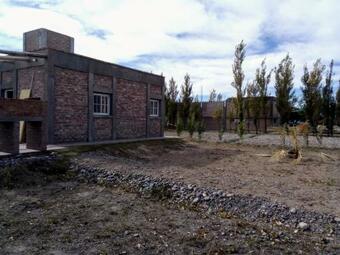 Caba�as De La Bodega Romano-pin