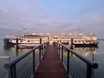 Costa Do Sal Hotel Boat Lounge