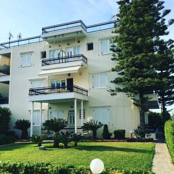 Maria's Garden Apartments