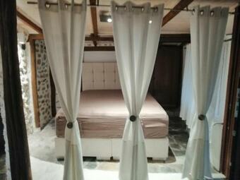 Roxani Farm At Lofos Kasta Village