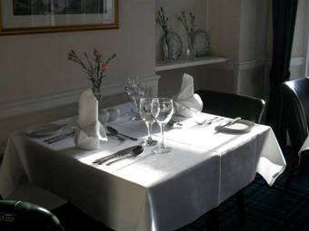 Hostal Glenmoriston Arms Hotel