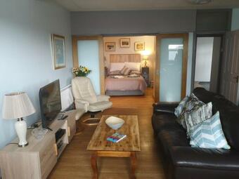 Dungloe Apartments 1 Bedr Town Centre