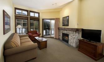 Hotel Coast Blackcomb Suites