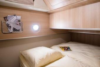 �ll�haj�, Lak�haj� - Tisza-t� - Kisk�re