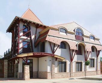 Hotel Kum�nia